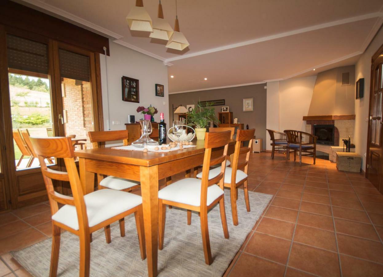 El Chalet Del Golf Urturi Zewnętrze zdjęcie