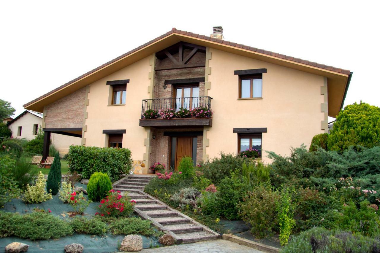 El Chalet Del Golf Urturi Zewnętrze zdjęcie
